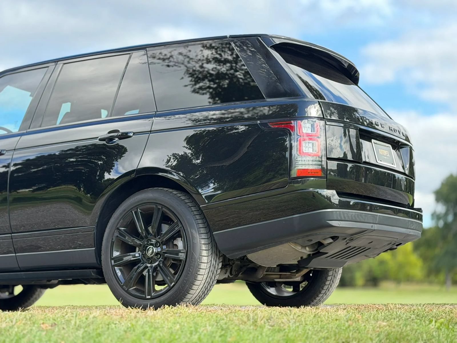 Used 2015 Land Rover Range Rover HSE AWD/4WD image 64