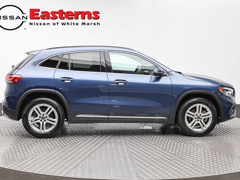 Used 2023 Mercedes-Benz GLA 250 4MATIC w/ Premium Package image 4