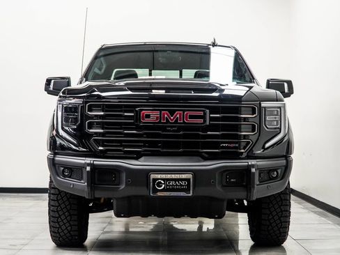 Used 2024 GMC Sierra 1500 AT4X image 8