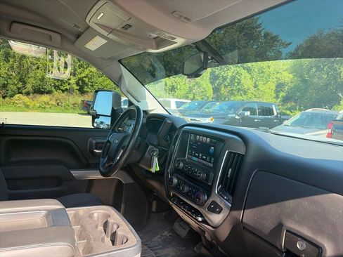 Used 2016 Chevrolet Silverado 2500 LT w/ LT Convenience Package AWD/4WD image 15
