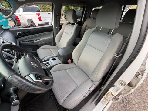 Used 2012 Toyota Tacoma 4x4 Double Cab w/ TRD Off-Road Pkg image 14