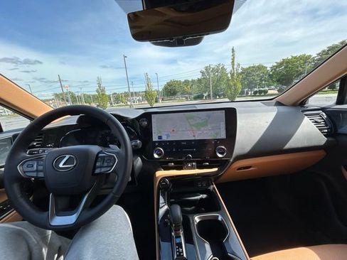Used 2024 Lexus NX 350 AWD image 47