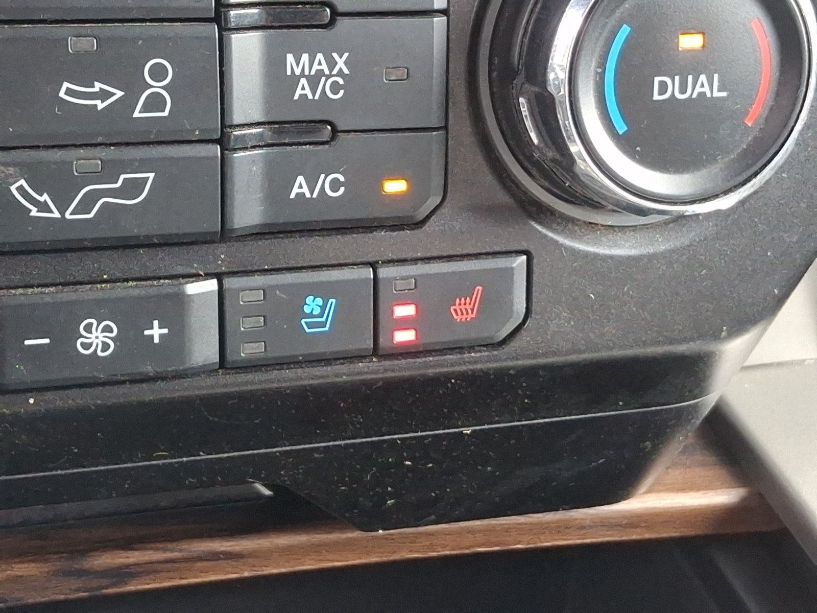 Used 2019 Ford F150 Lariat AWD/4WD image 27
