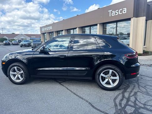 Used 2017 Porsche Macan AWD/4WD image 8