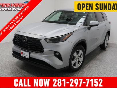 Certified 2023 Toyota Highlander LE