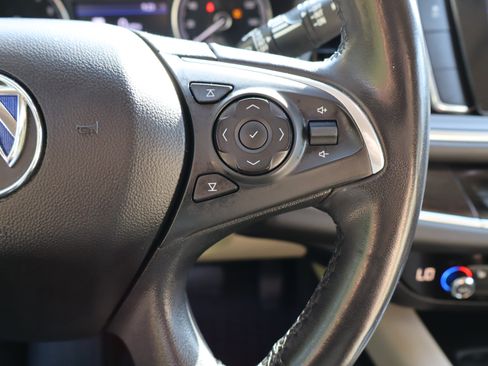 Used 2020 Buick Enclave Essence w/ Sound and Sites Package FWD image 29
