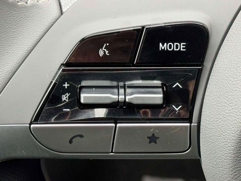 New 2026 Hyundai Elantra SEL Sport Premium FWD image 18