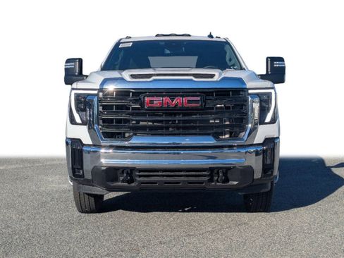 New 2025 GMC Sierra 3500 Pro w/ Convenience Package image 9