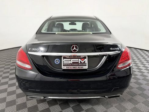 Used 2017 Mercedes-Benz C 300 4MATIC Sedan image 10
