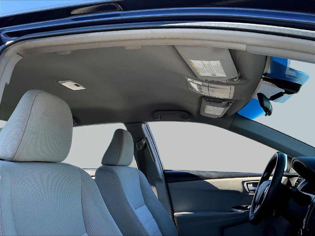 Used 2017 Toyota Camry LE FWD image 30