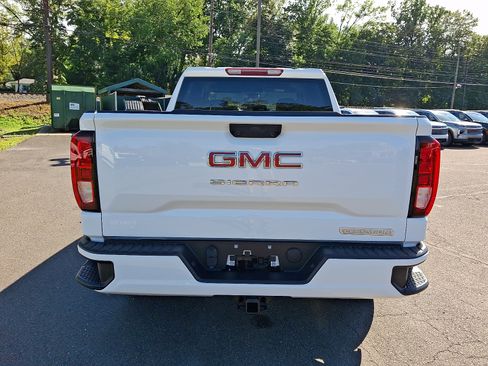 Used 2025 GMC Sierra 1500 Elevation AWD/4WD image 5