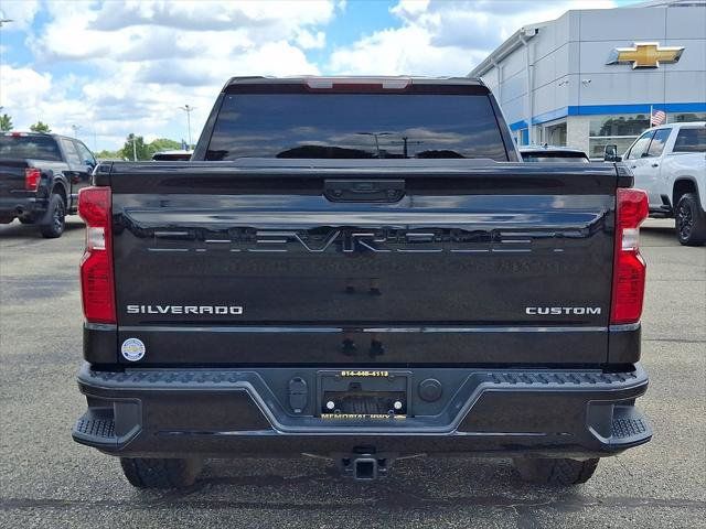 Used 2025 Chevrolet Silverado 1500 Custom AWD/4WD image 6
