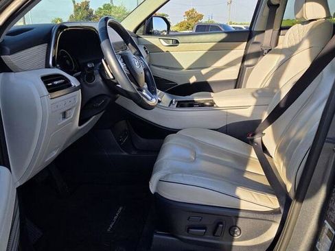 Used 2022 Hyundai Palisade Limited w/ Cargo Package FWD image 5