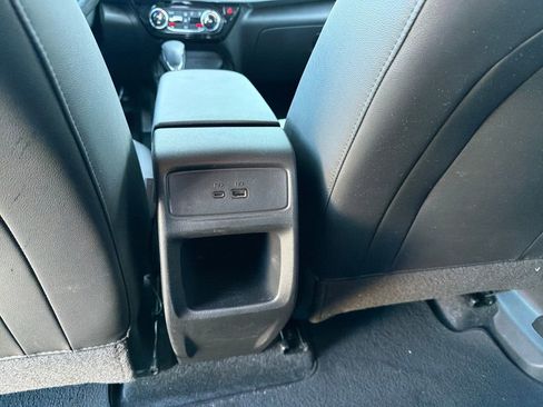 Used 2024 Chevrolet Trax LT w/ Driver Confidence Package image 24