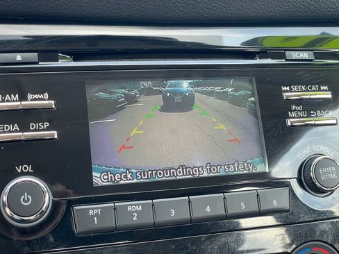 Used 2018 Nissan Rogue Sport S w/ S Appearance Package AWD/4WD image 19