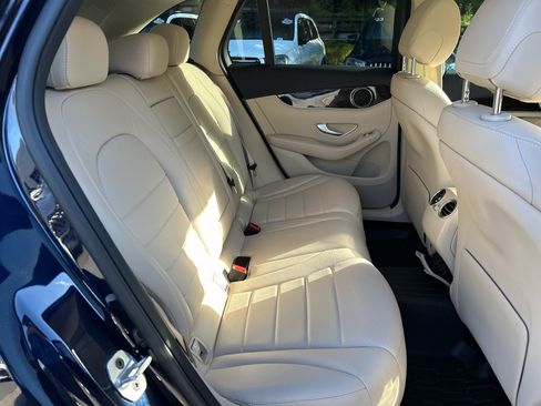Certified 2021 Mercedes-Benz GLC 300 image 47