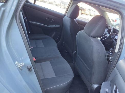 Used 2024 Nissan Sentra SV FWD image 15