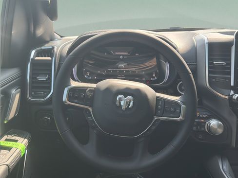 New 2026 RAM 1500 Laramie AWD/4WD image 9