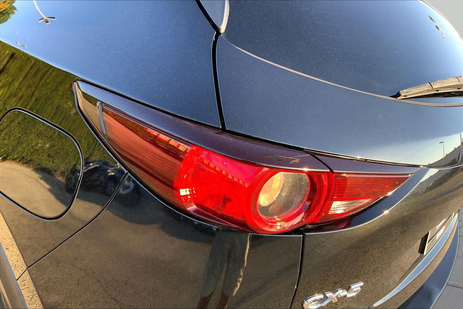 Used 2021 MAZDA CX-5 Touring FWD image 28