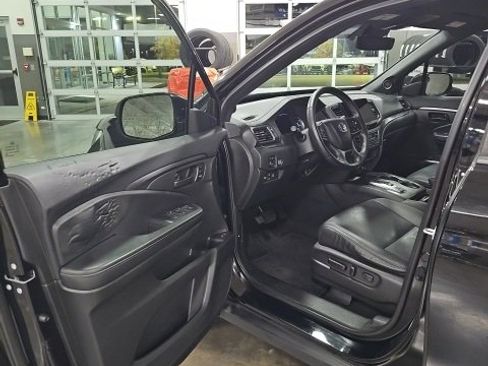 Used 2022 Honda Passport EX-L image 11
