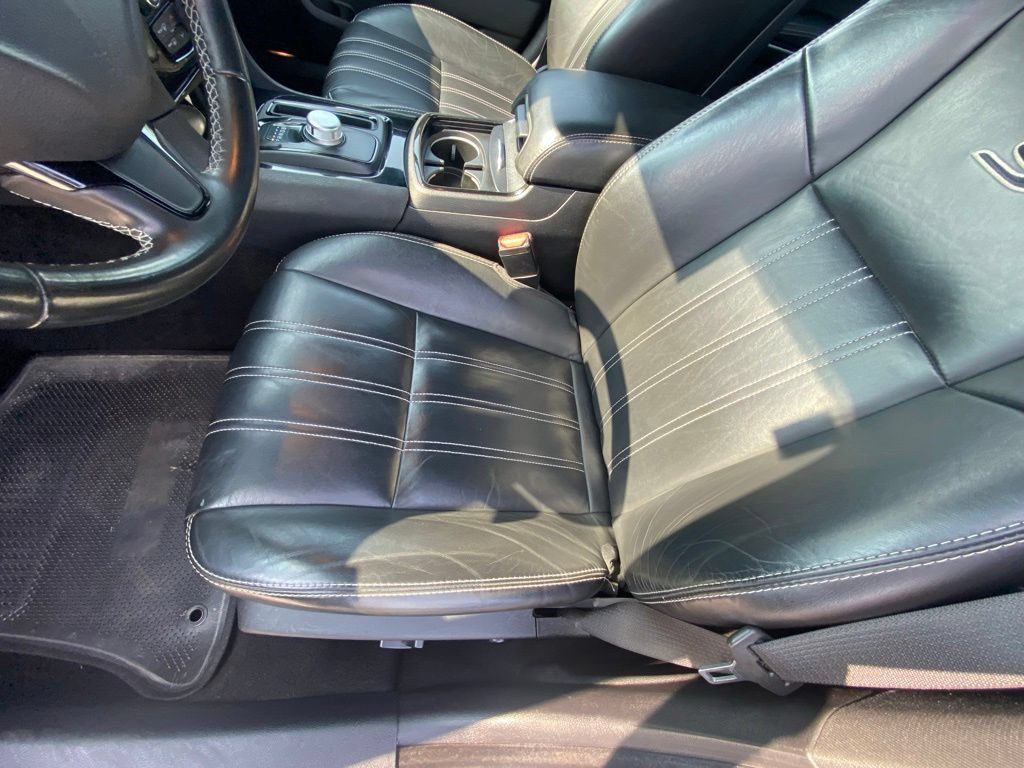 Used 2020 Chrysler 300 S RWD image 21