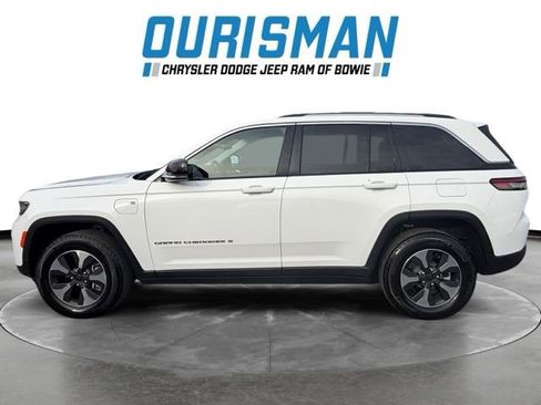 Used 2023 Jeep Grand Cherokee 4WD 4xe image 6