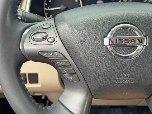 Used 2020 Nissan Murano Platinum w/ Cargo Package image 23