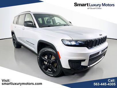 Used 2023 Jeep Grand Cherokee L Laredo