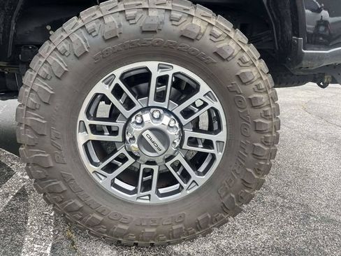Certified 2025 Ford F250 Platinum w/ Platinum Plus Package AWD/4WD image 13