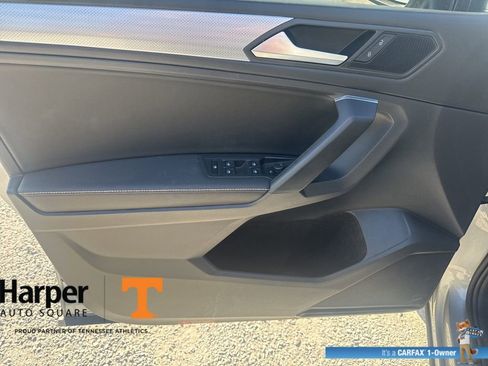 Used 2023 Volkswagen Tiguan S image 19