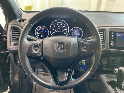 Used 2020 Honda HR-V Sport image 22