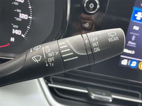 Used 2025 Chevrolet Trax LS w/ LS Convenience Package image 22