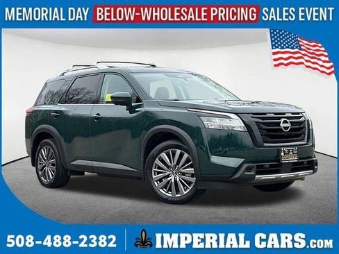 Used 2023 Nissan Pathfinder SL w/ SL Premium Package AWD/4WD image 1