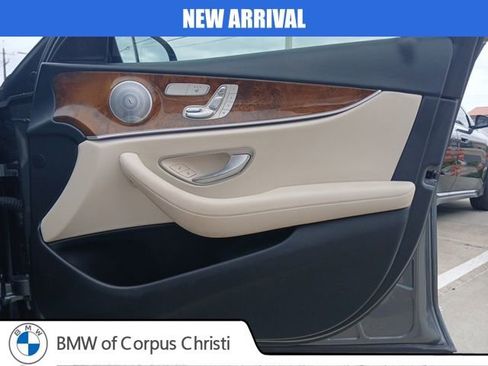 Used 2017 Mercedes-Benz E 300 4MATIC image 16