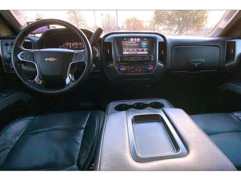 Used 2016 Chevrolet Silverado 2500 LT w/ LT Convenience Package image 16