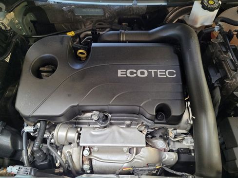 Used 2022 Chevrolet Equinox LT image 30