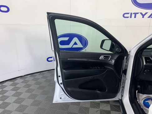 Used 2018 Jeep Grand Cherokee Limited RWD image 13