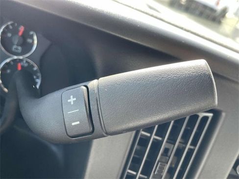 New 2025 GMC Savana 3500 LT w/ LT Preferred Equipment Group image 13