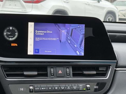 Used 2025 Lexus ES 350 Premium image 10