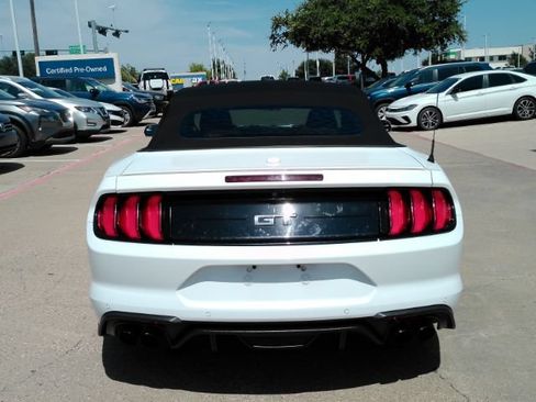 Used 2019 Ford Mustang GT Premium RWD image 13
