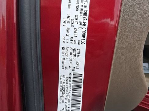 Used 2013 Chrysler Town & Country Touring-L w/ Premium Group FWD image 29