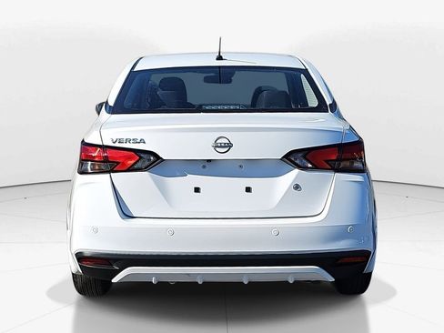 Used 2025 Nissan Versa S w/ Trunk Package image 6