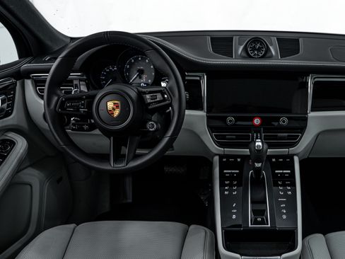 New 2026 Porsche Macan S image 13