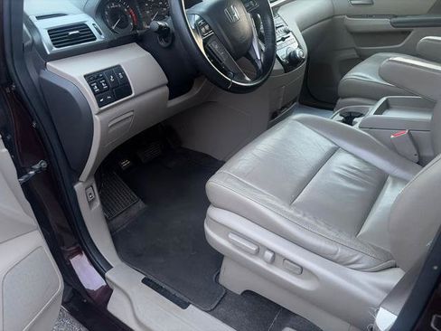 Used 2011 Honda Odyssey Touring image 14