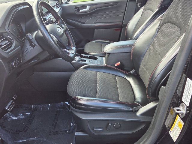 Used 2024 Ford Escape ST-Line AWD/4WD image 9