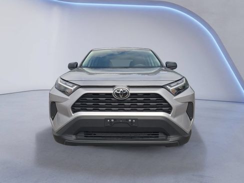 Used 2025 Toyota RAV4 LE FWD image 9