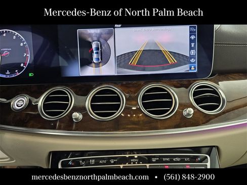Used 2017 Mercedes-Benz E 300 4MATIC image 19