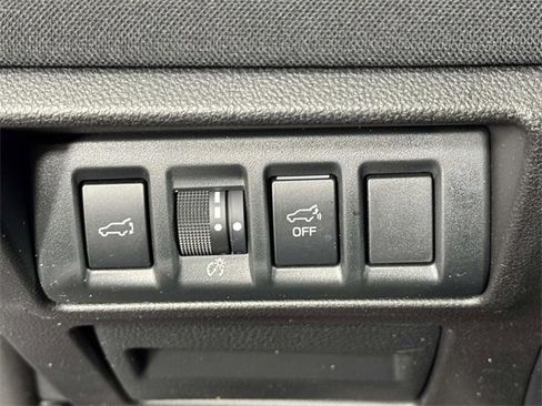 Used 2024 Subaru Outback Premium image 19