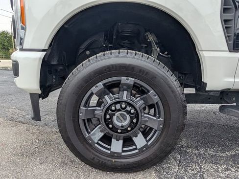 Used 2023 Ford F250 Lariat w/ Lariat Ultimate Package image 6