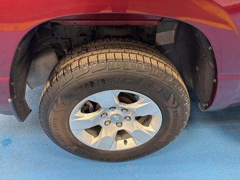 Used 2021 RAM 1500 Big Horn image 5